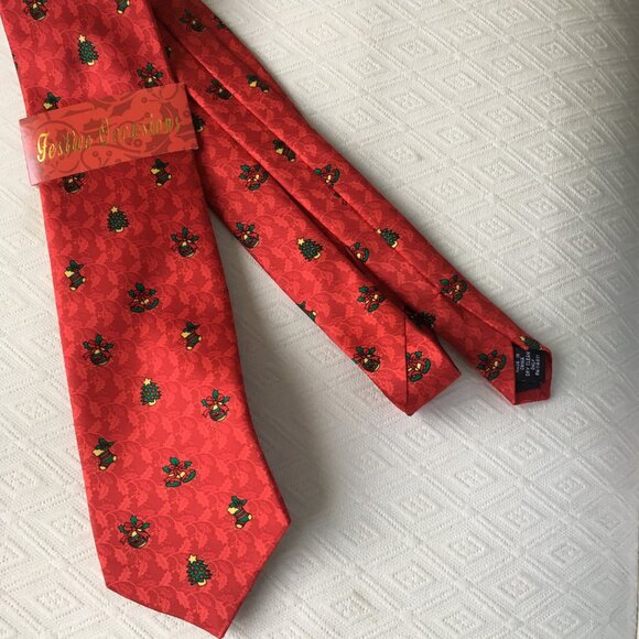 Festive Occasions Christmas silk tie nwt - Picture 2 of 3